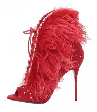 Crossfit Lady - Red Pink Black Suede Feather Fur
